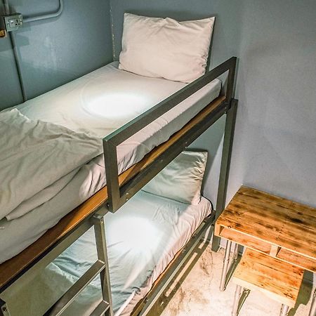 62巷背包客棧 Lane62 Hostel Longjing Luaran gambar