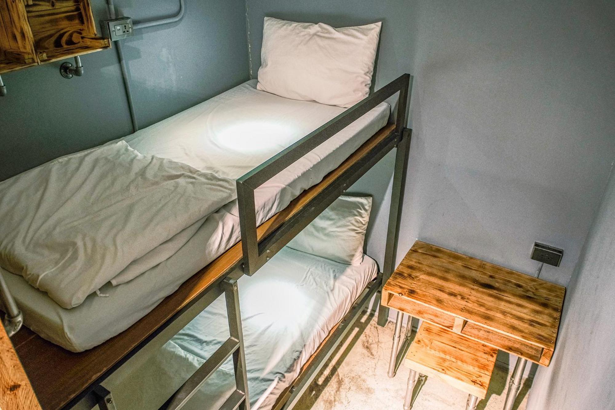 62巷背包客棧 Lane62 Hostel Longjing Luaran gambar