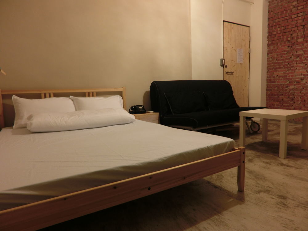 62巷背包客棧 Lane62 Hostel Longjing Luaran gambar