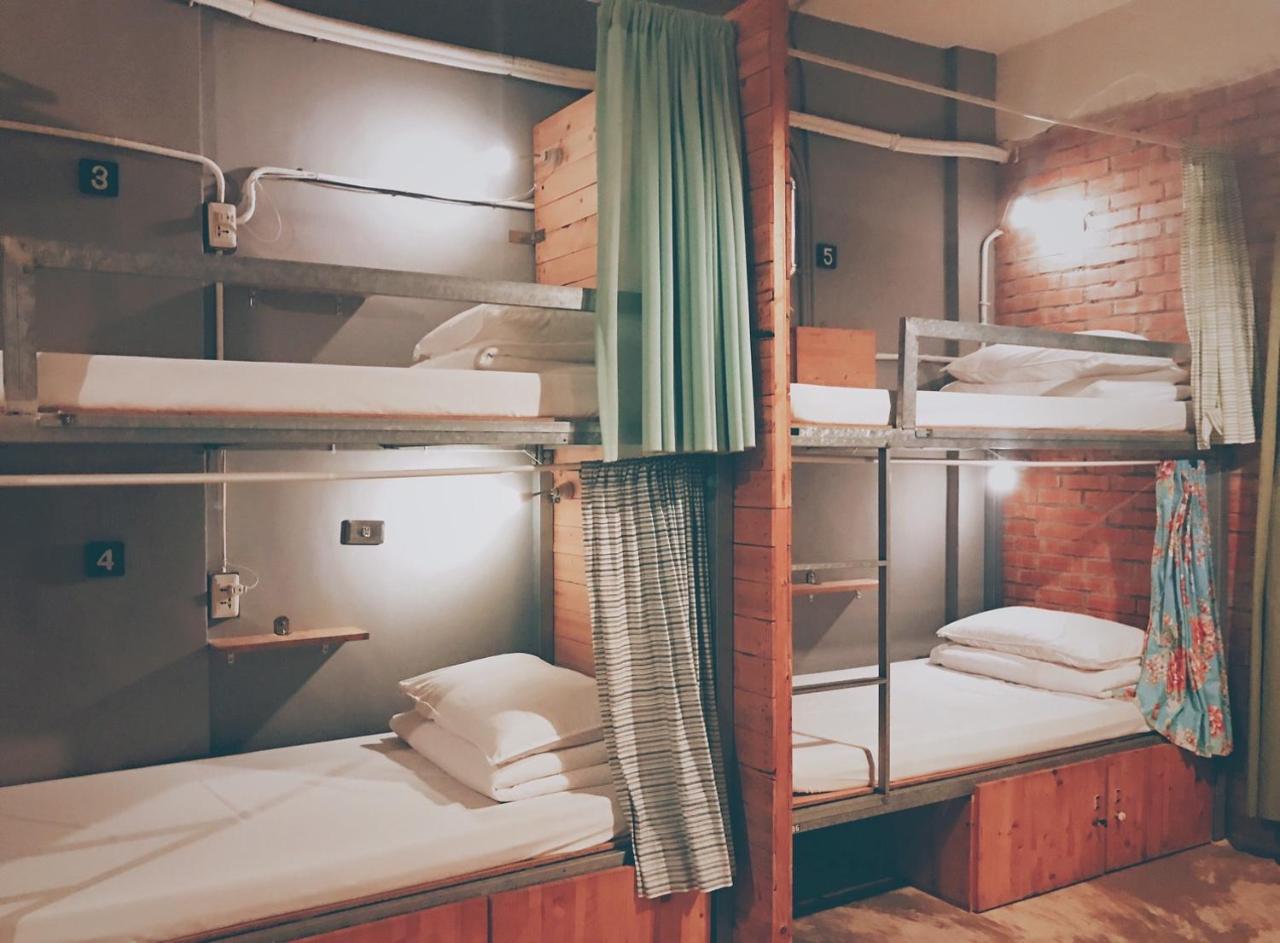 62巷背包客棧 Lane62 Hostel Longjing Luaran gambar