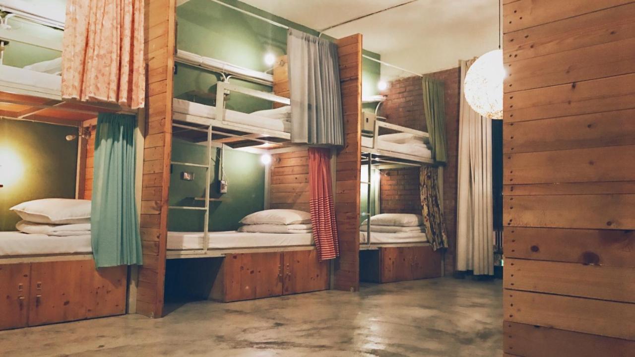 62巷背包客棧 Lane62 Hostel Longjing Luaran gambar
