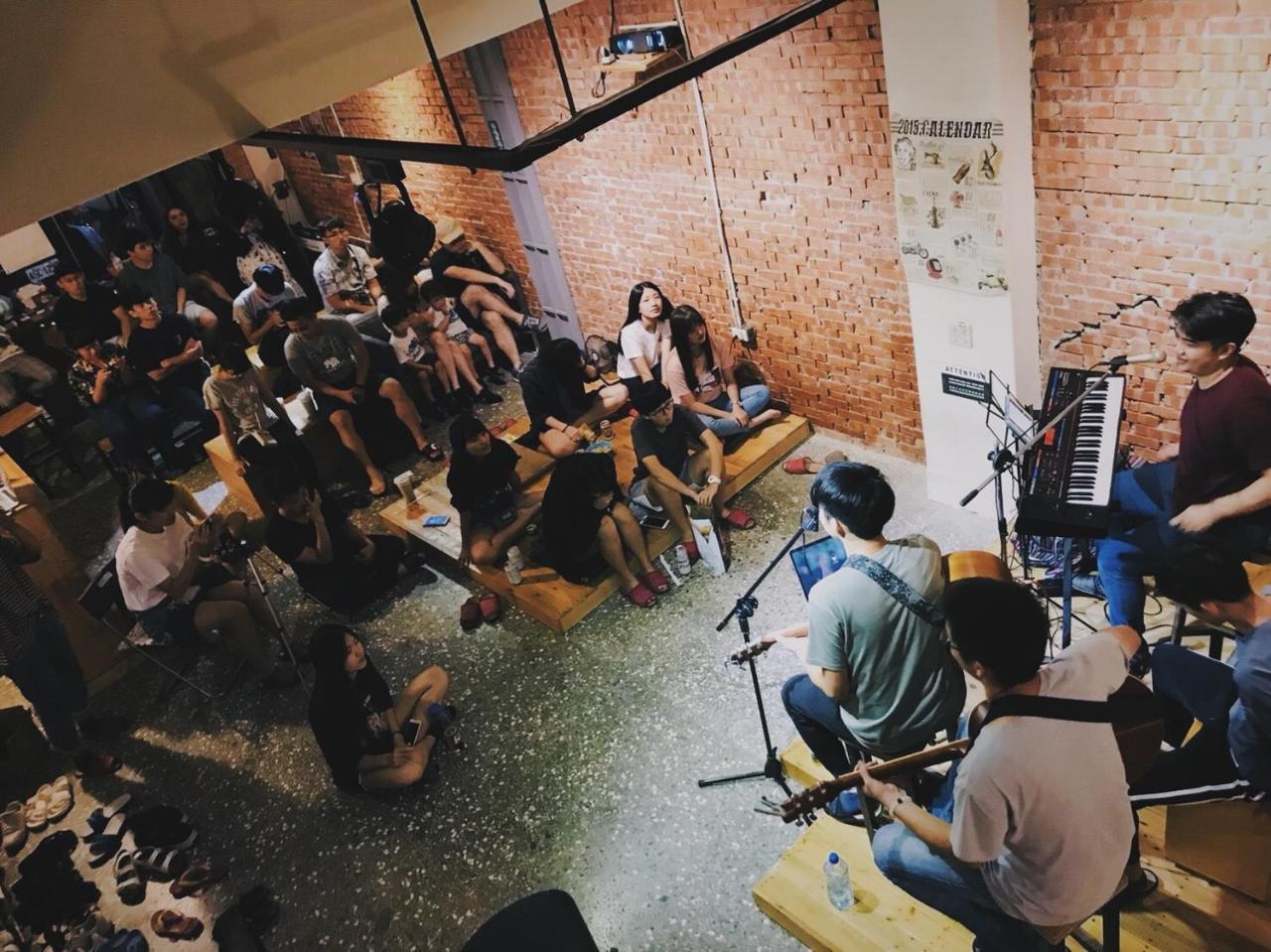 62巷背包客棧 Lane62 Hostel Longjing Luaran gambar